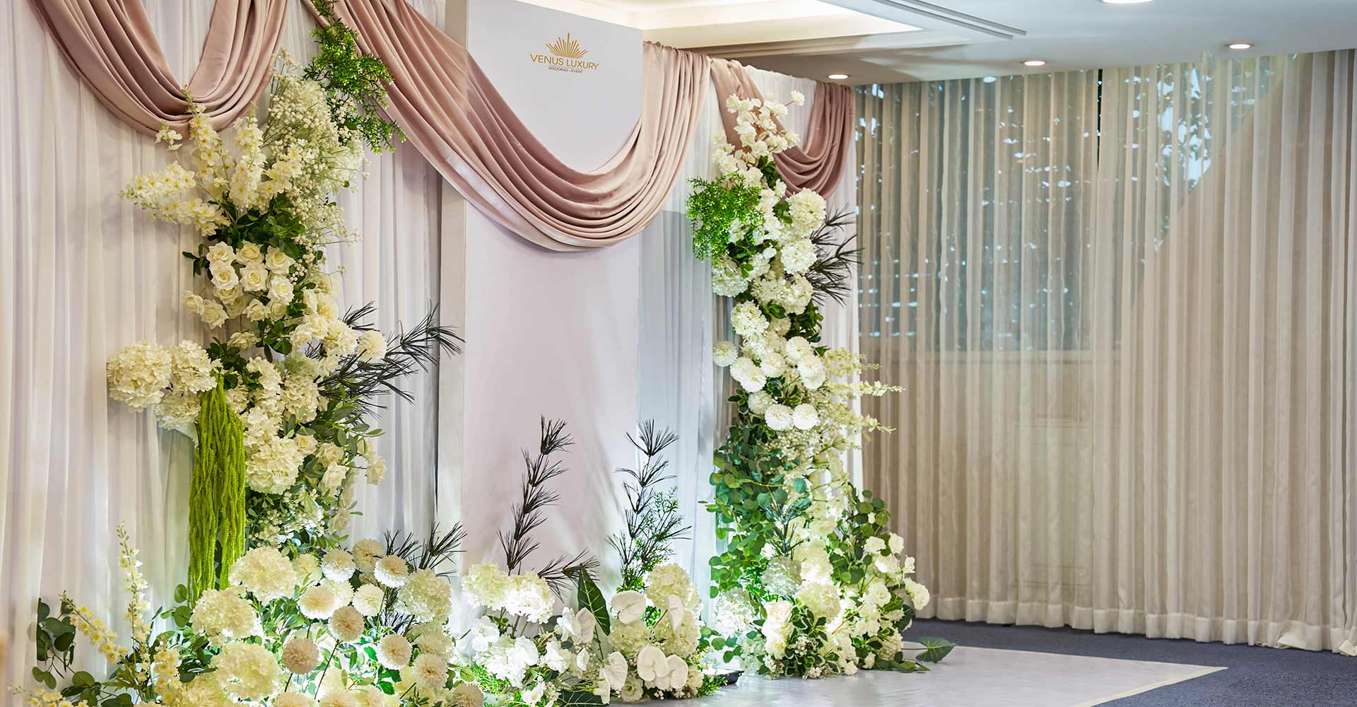 LUXURY (Tầng 5)